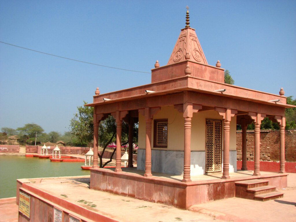temple Pavana Sarovar